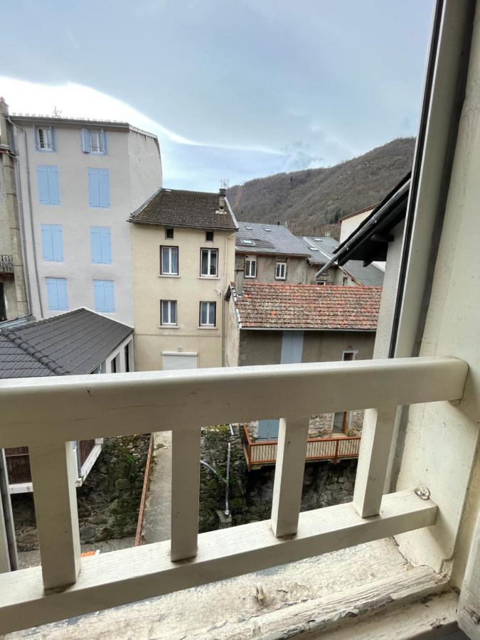Superbe Appartement Au Bord De La Riviere Акс-ле-Терм Екстериор снимка
